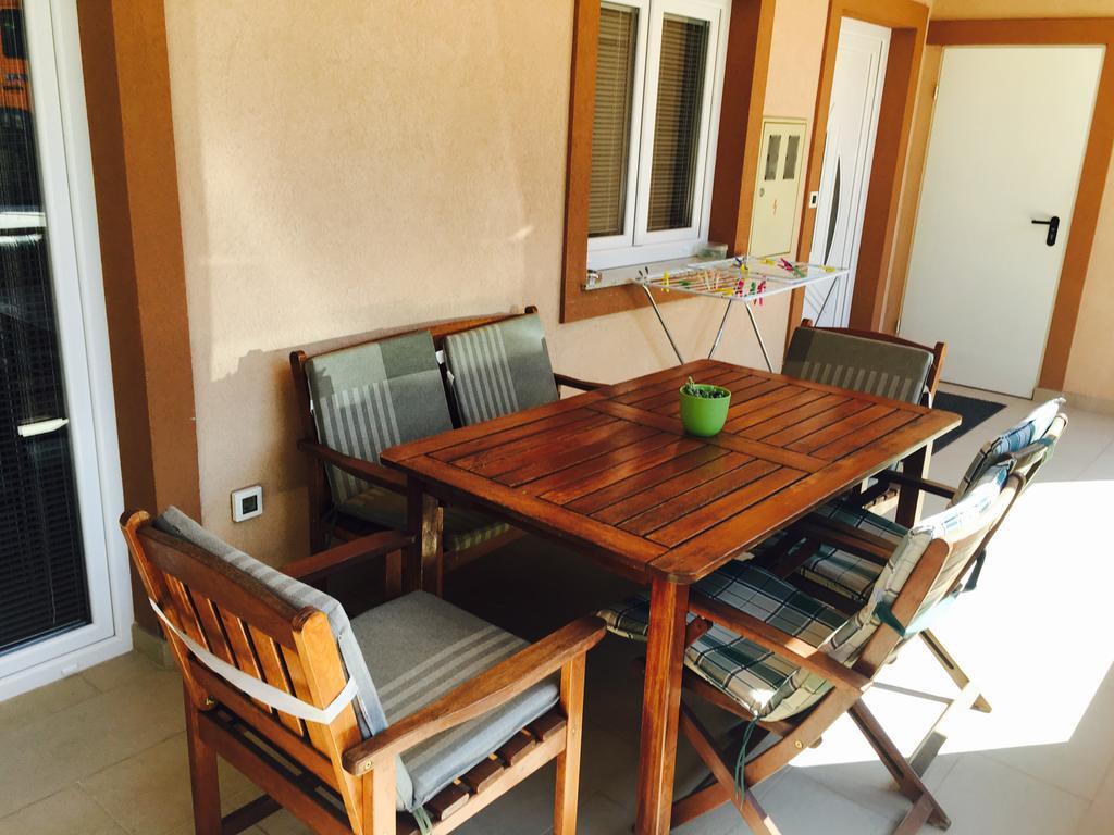 Apartment Leonardo Biograd Na Moru Εξωτερικό φωτογραφία
