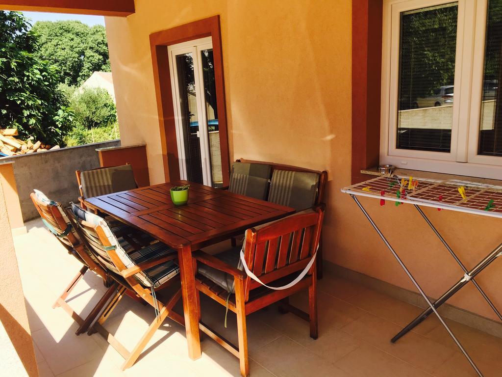Apartment Leonardo Biograd Na Moru Εξωτερικό φωτογραφία