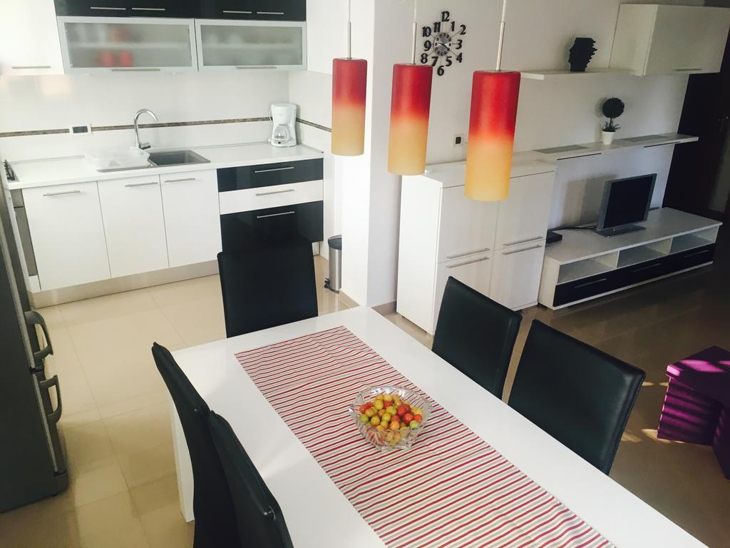 Apartment Leonardo Biograd Na Moru Εξωτερικό φωτογραφία
